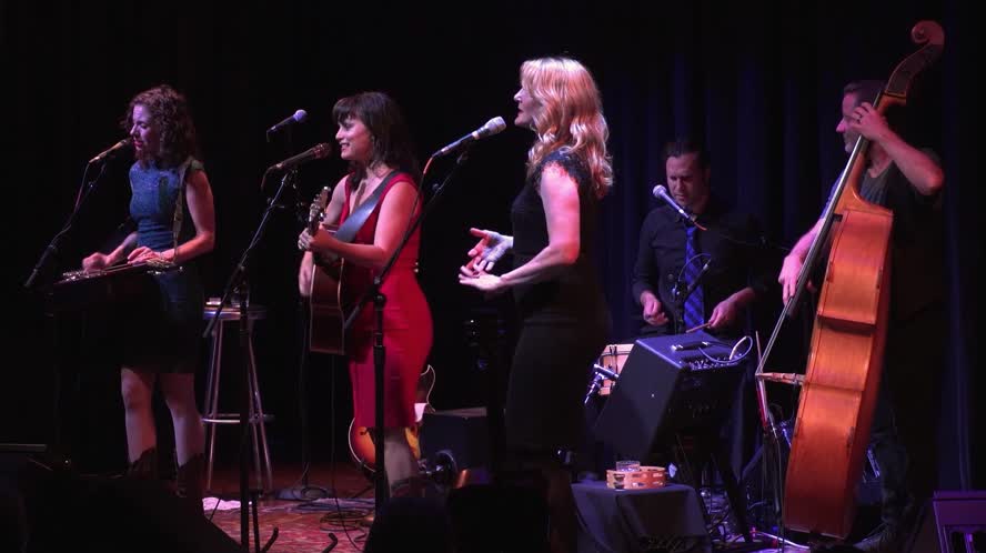 Live from the Freight & Salvage: Red Molly